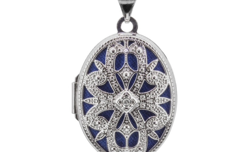 Sterling Silver Locket Filigree Oval Set With Diamond
